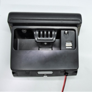 84-89 Porsche 911 USB charger